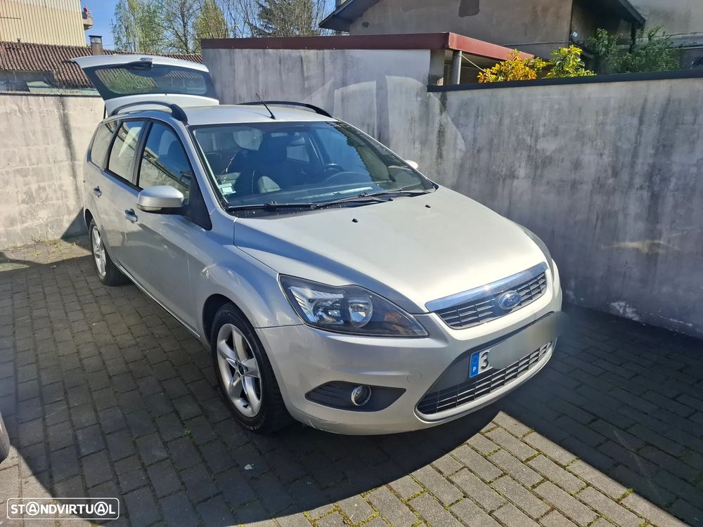 Ford Focus SW 1.4 16V Trend - 10