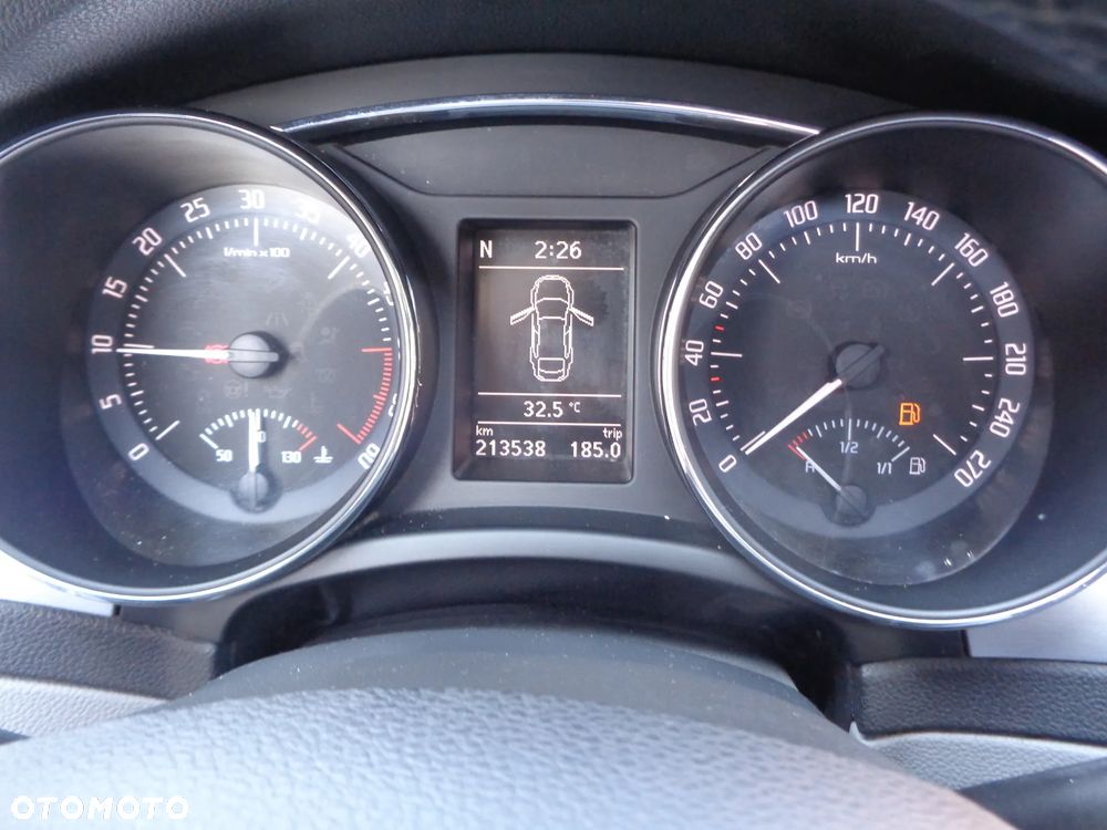 Skoda Superb 1.6 TDI Active - 15