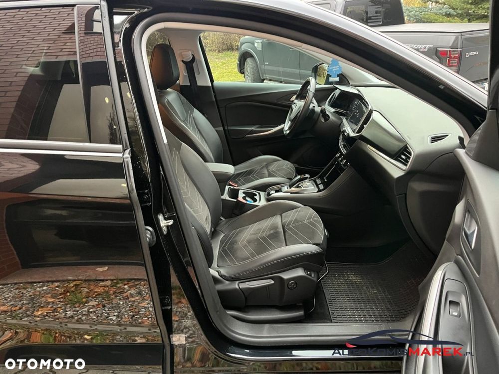 Opel Grandland 1.2 T Business Elegance S&S - 24