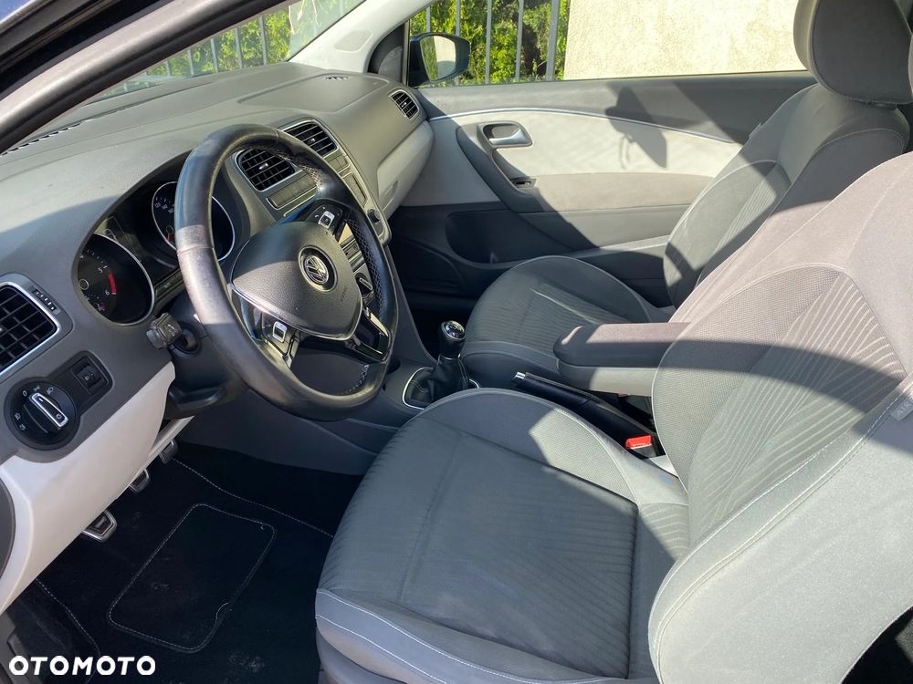 Volkswagen Polo 1.4 TDI (Blue Motion Technology) Comfortline - 6