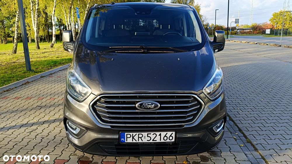 Ford Tourneo Custom - 5