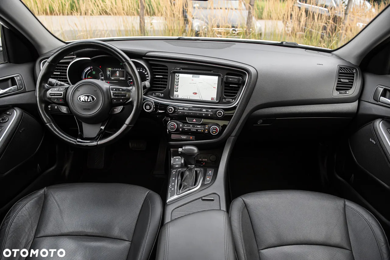 Kia Optima - 31