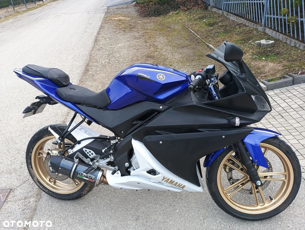 Yamaha YZF - 2