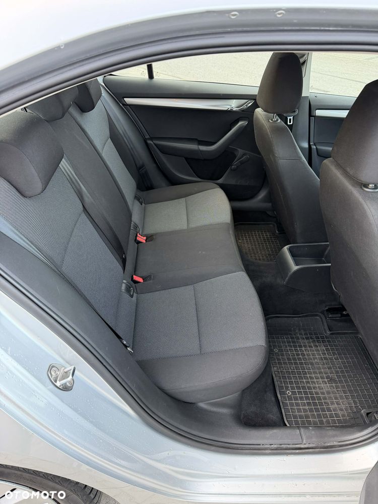 Skoda Octavia 1.4 TSI Active - 9