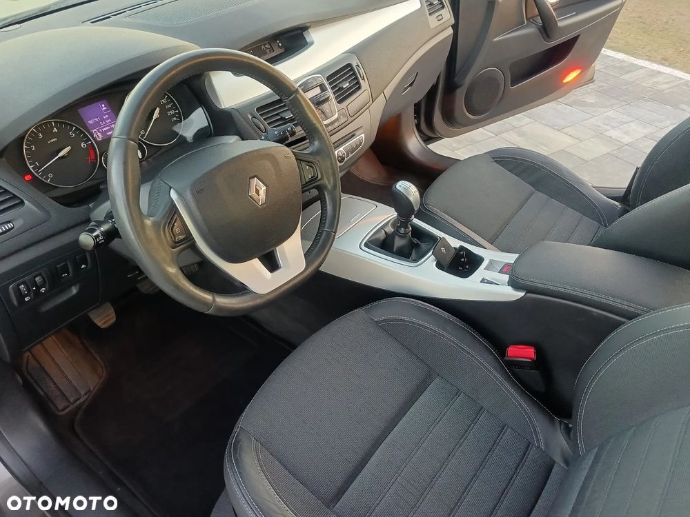 Renault Laguna - 7