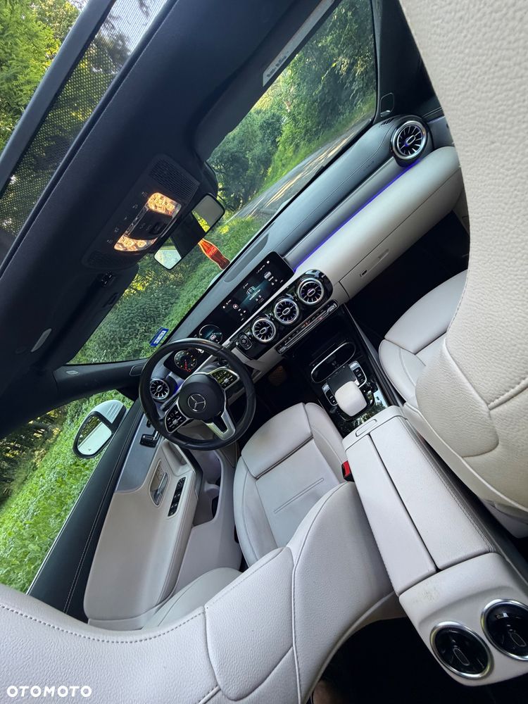 Mercedes-Benz CLA - 20