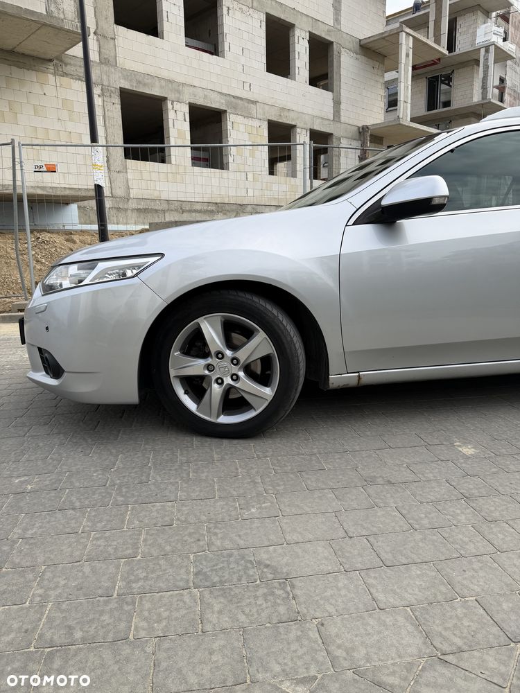 Honda Accord - 4