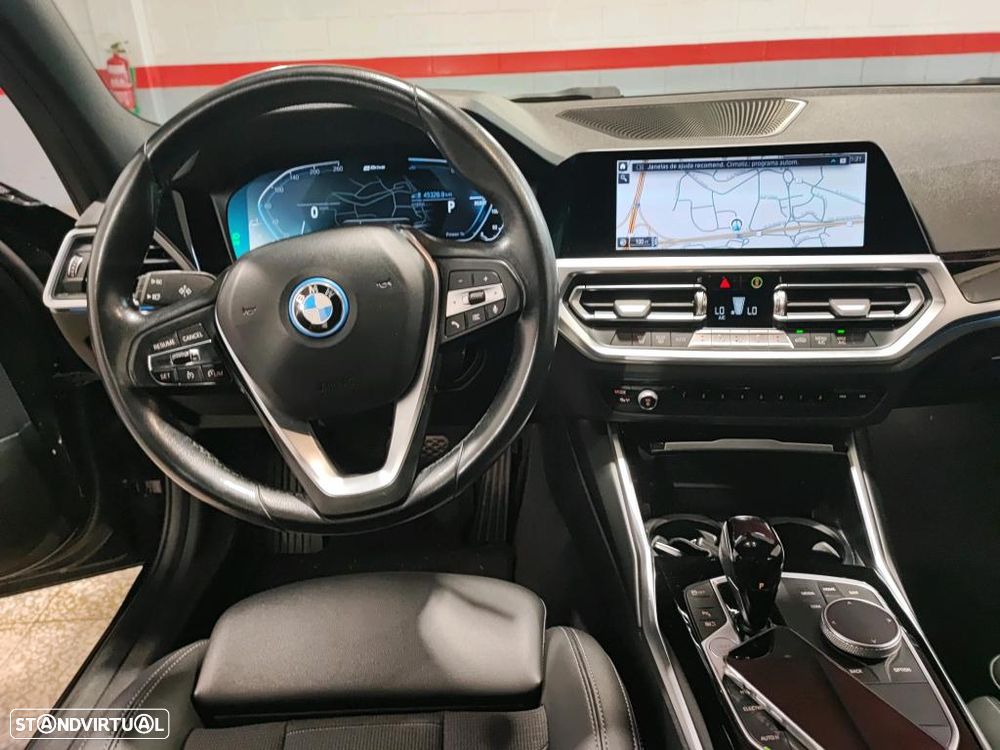BMW 320 e Corporate Edition Auto - 8