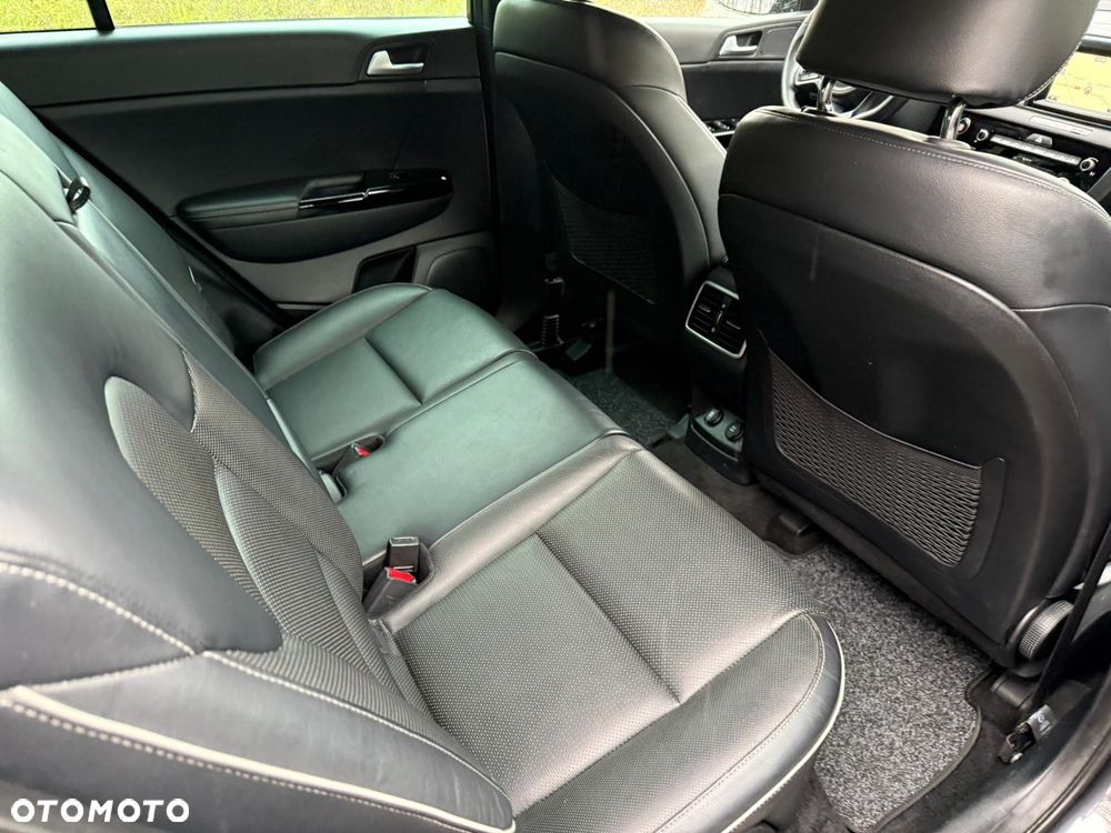 Kia Sportage 2,0 CRDI 2WD ISG Spirit - 10