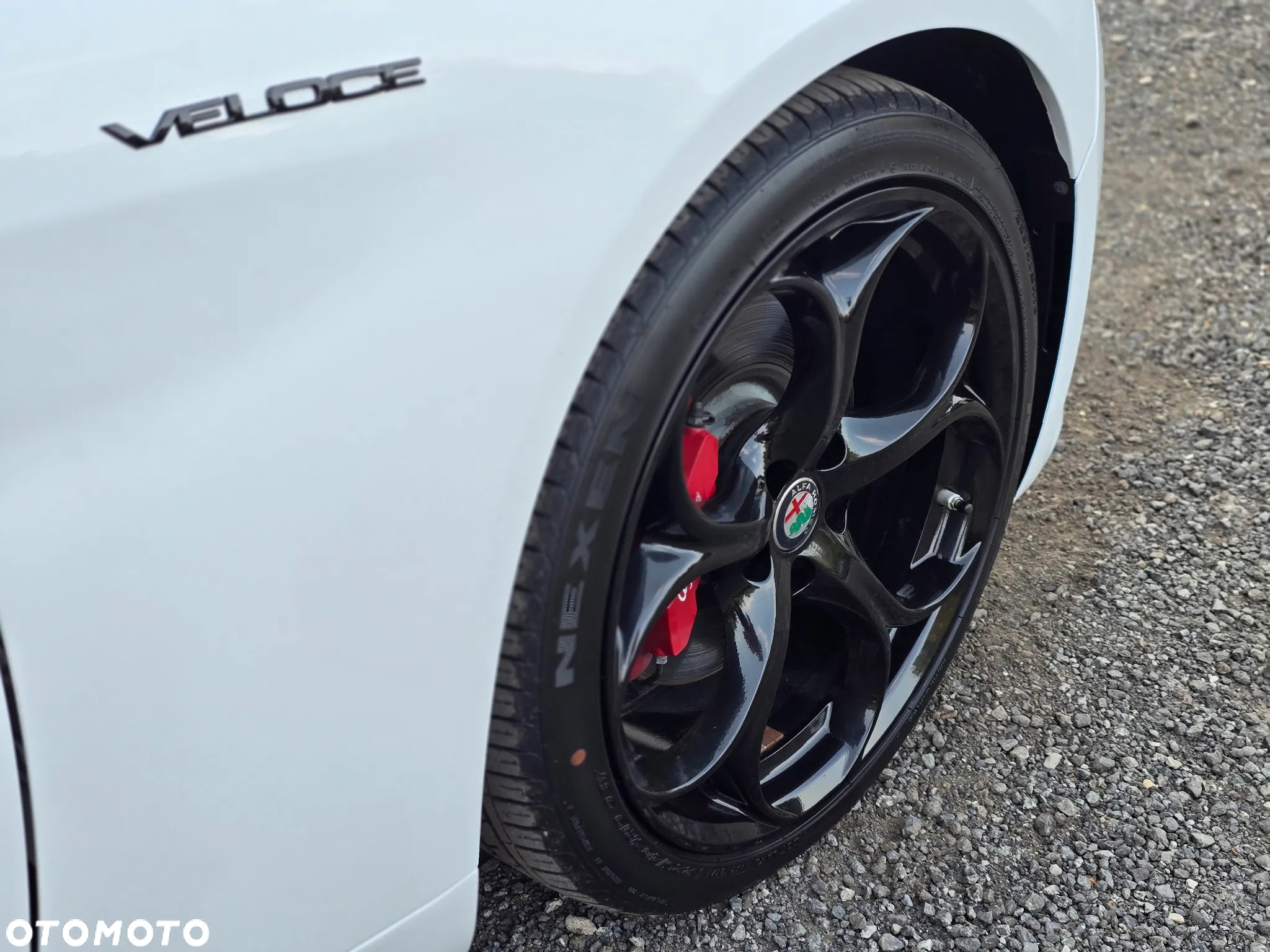 Alfa Romeo Giulia 2.0 Turbo Veloce Q4 - 11