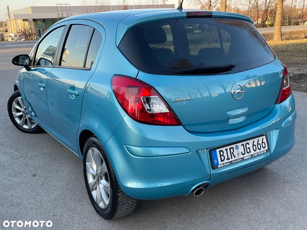 Opel Corsa 1.4 16V 150 Jahre - 4