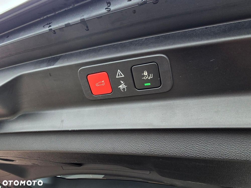 Peugeot 5008 1.2 PureTech mHEV Allure Pack S&S e-DCS6 - 28