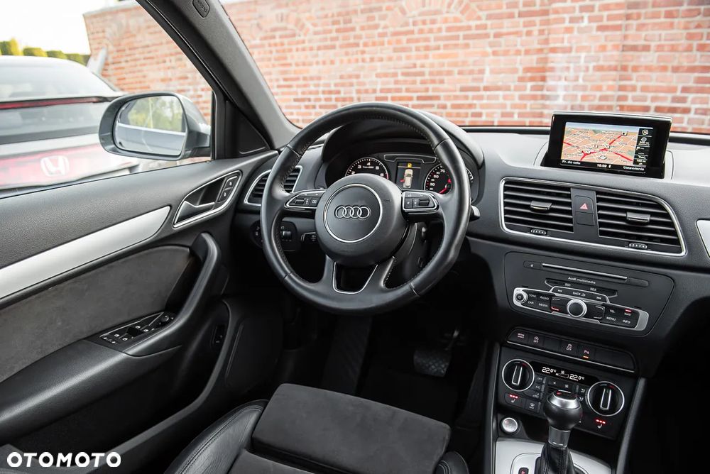 Audi Q3 2.0 TFSI Quattro S tronic sport - 28