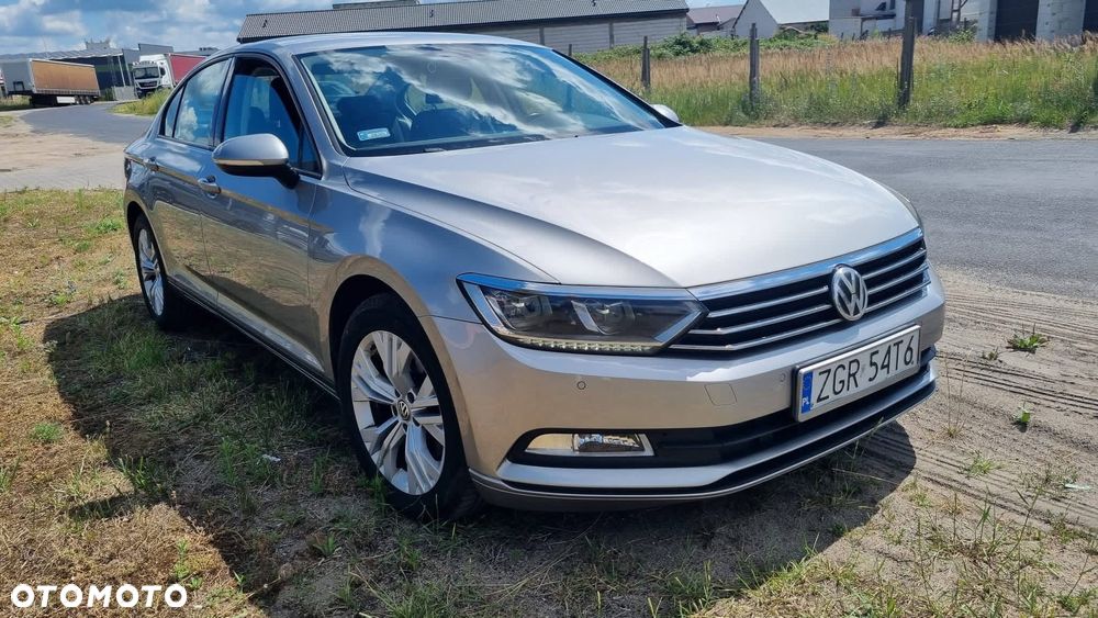 Volkswagen Passat 1.6 TDI BMT Trendline - 2