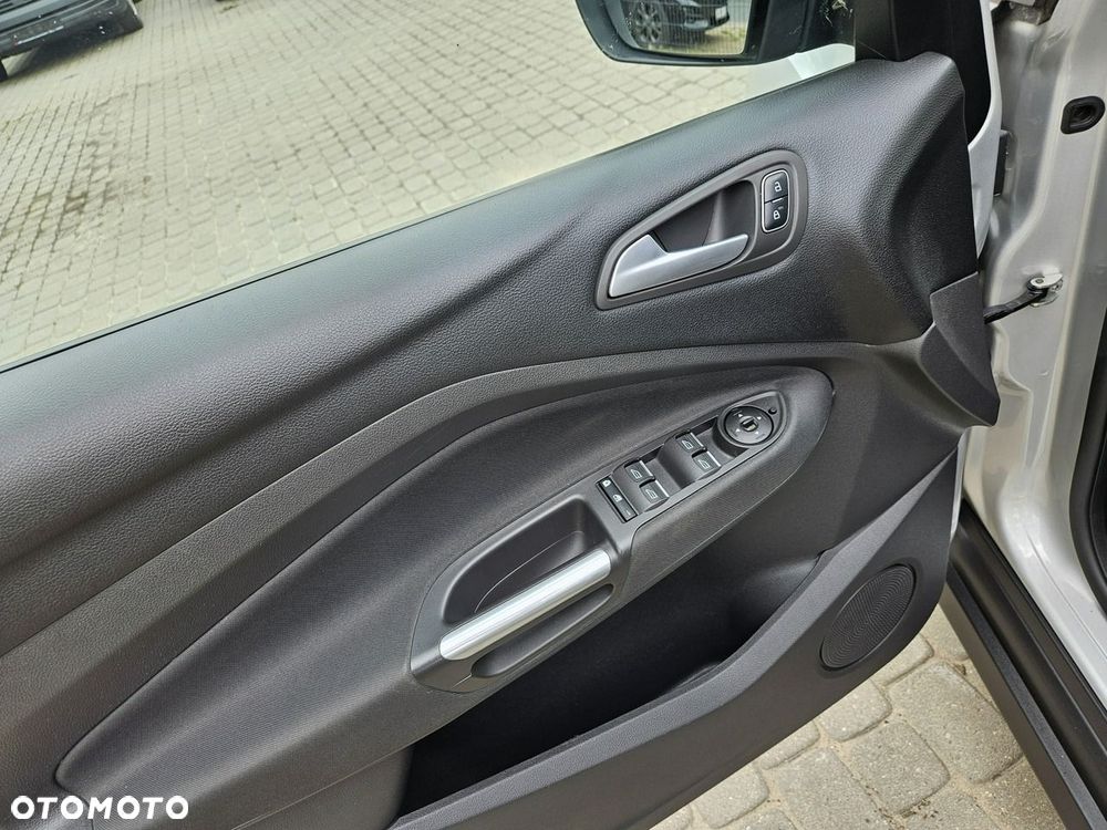 Ford Grand C-MAX - 8