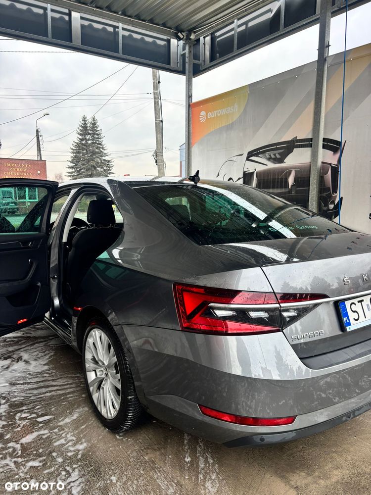 Skoda Superb 2.0 TDI SCR 4x4 Style DSG - 3