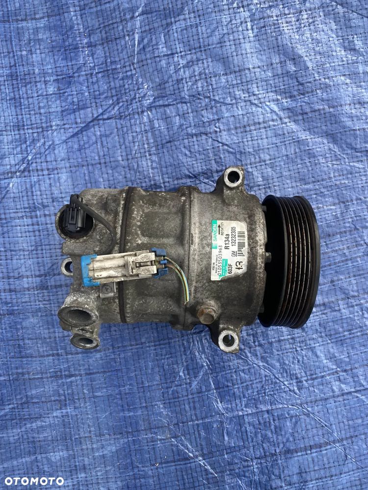 SPRĘŻARKA KOMPRESOR KLIMATYZACJI ASTRA J INSIGANIA A 2.0T 220KM TURBO 13232305 - 1