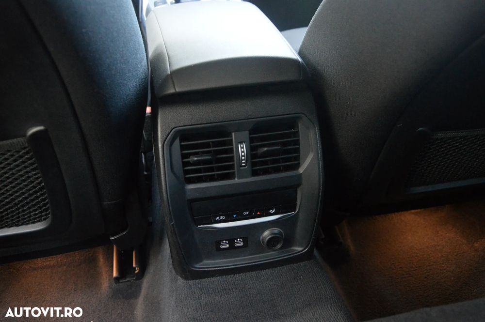 BMW Seria 3 318d Touring Aut. Advantage - 37