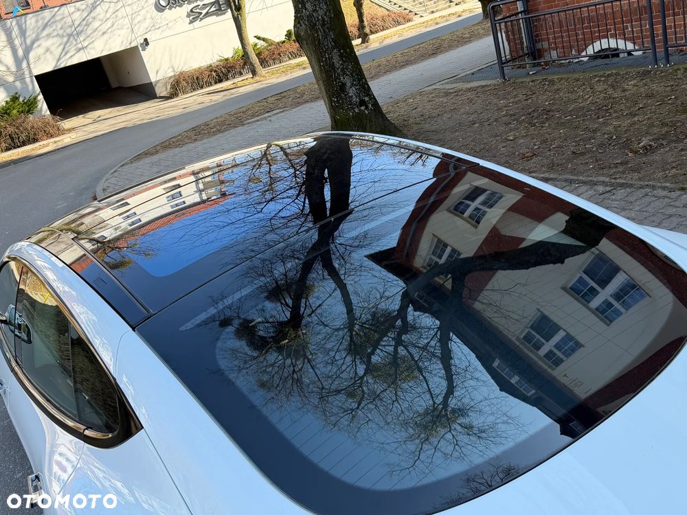 Tesla Model S 85D Allradantrieb - 26