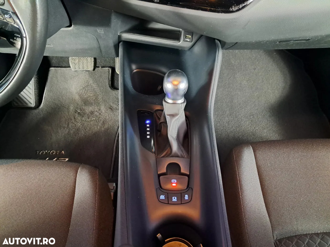 Toyota C-HR - 17