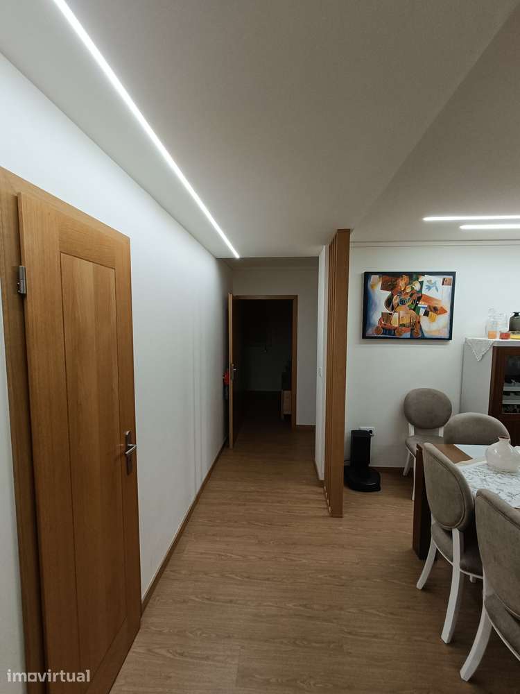 T1+1 Premium |Remodelado em 2024 |Garagem Arrumos |Elevador |Rio Tinto - Grande imagem: 5/14