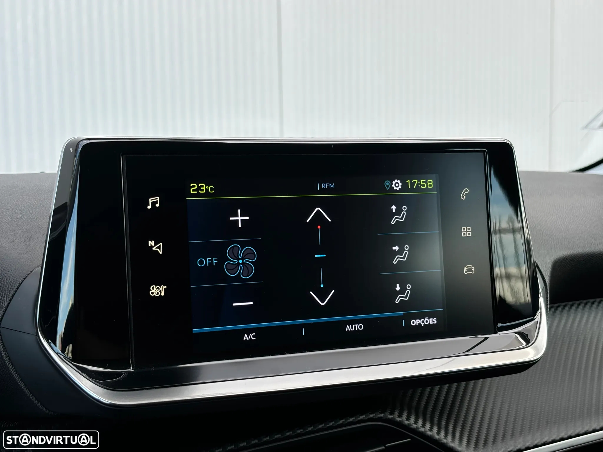 Peugeot e-208 50 kWh Active Pack - 28
