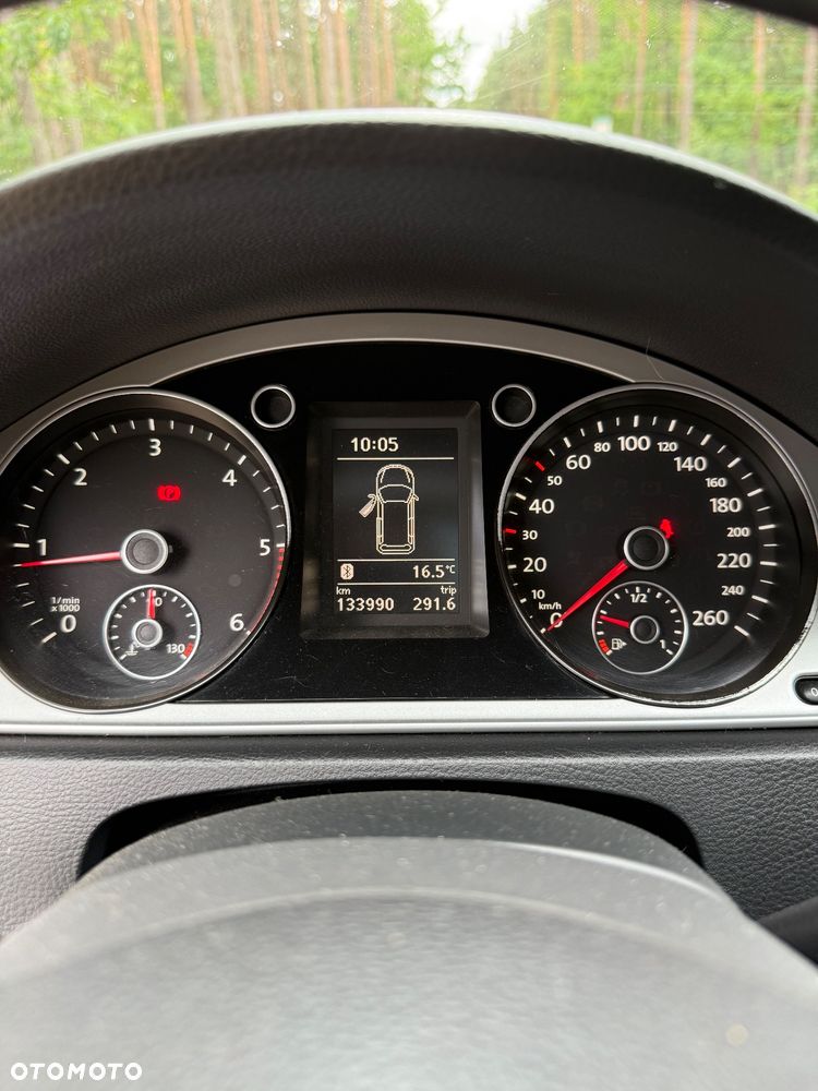 Volkswagen Passat 2.0 TDI Comfortline - 22