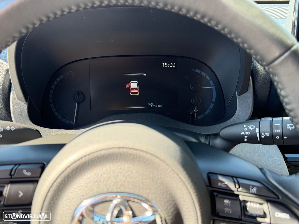 Toyota Yaris Cross 1.5 VVT-i Comfort Plus - 37