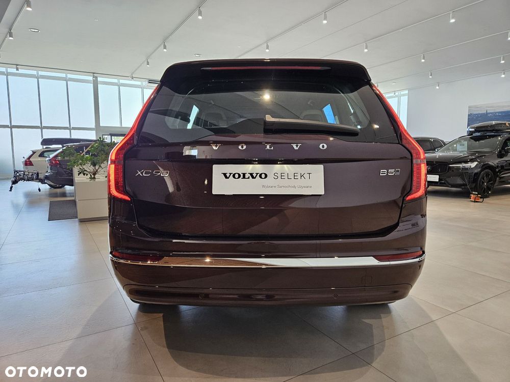 Volvo XC 90 - 7