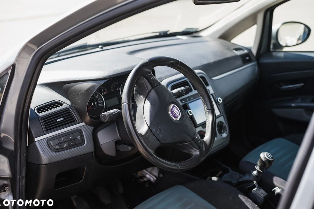Fiat Grande Punto Actual 1.4 8V Estiva Blue&Me - 15