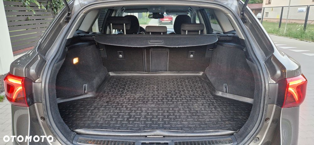 Toyota Avensis 1.8 Prestige MS - 39