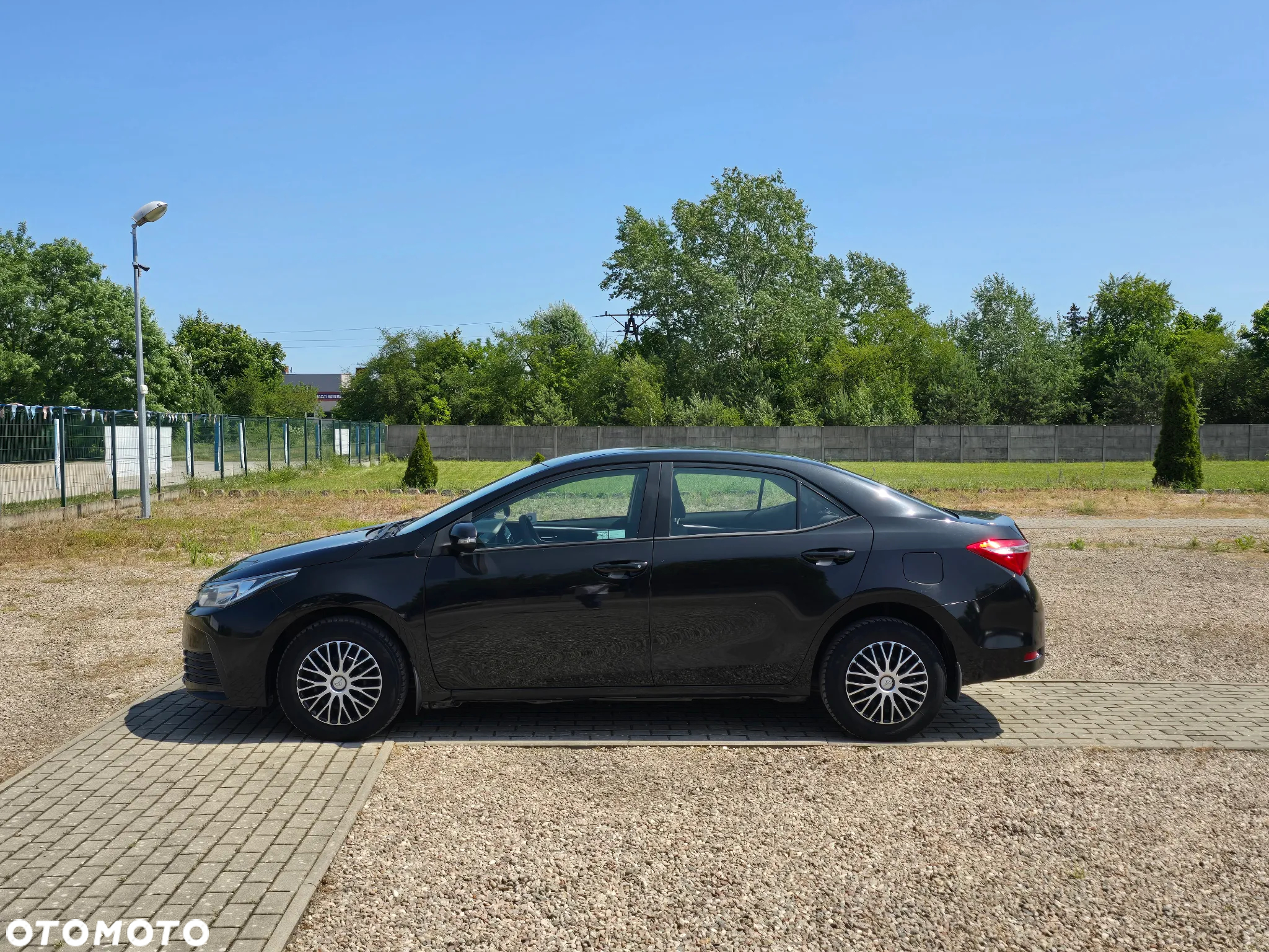 Toyota Corolla 1.6 Active EU6 - 10