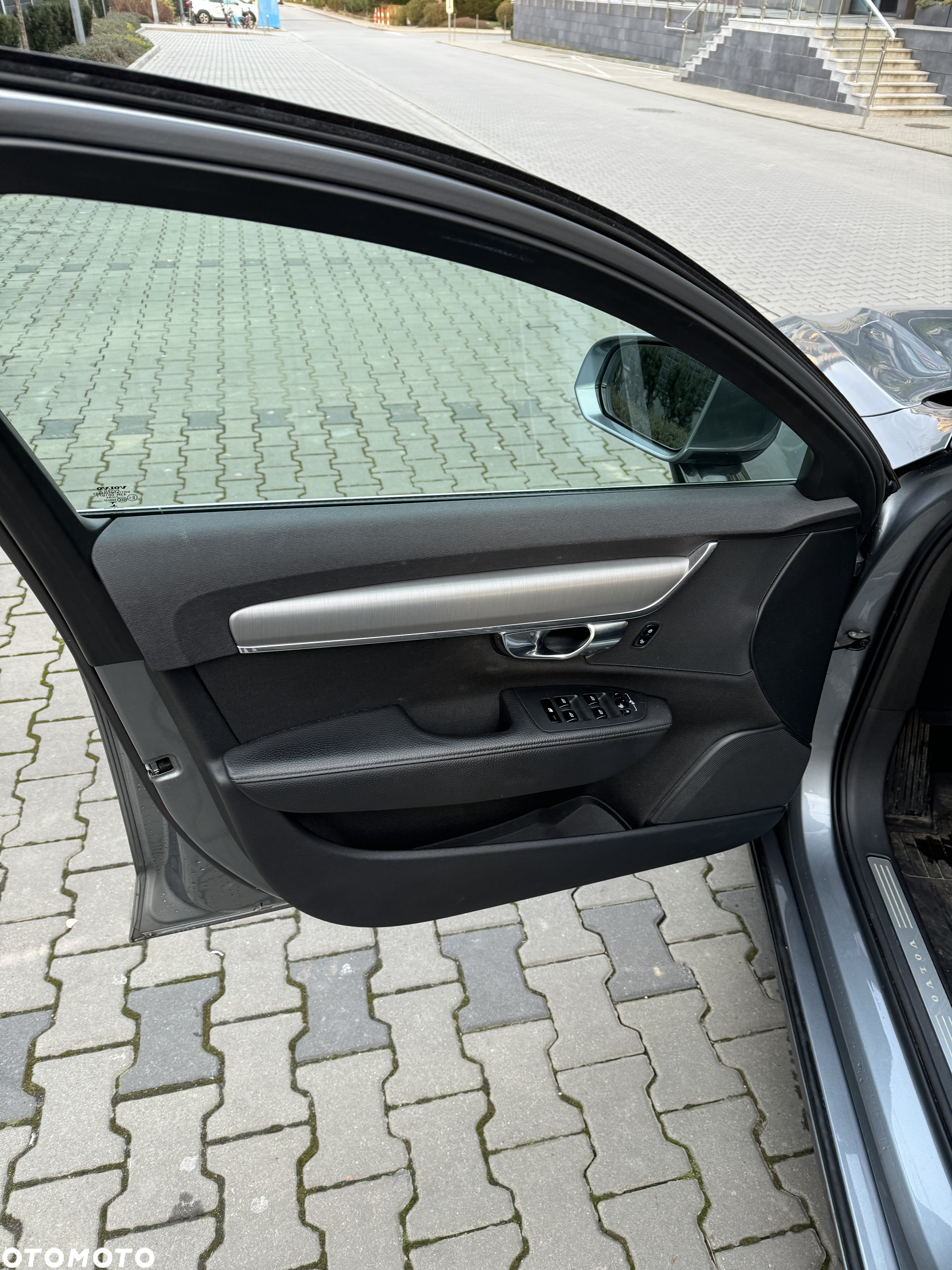 Volvo S90 D4 Momentum - 10