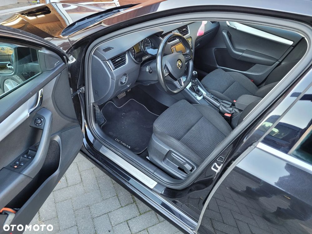 Skoda Octavia - 15