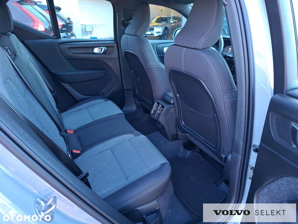 Volvo XC 40 - 11