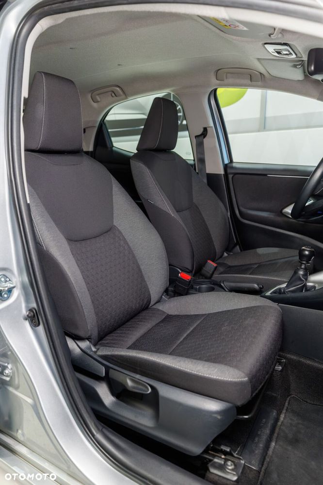 Toyota Yaris - 17