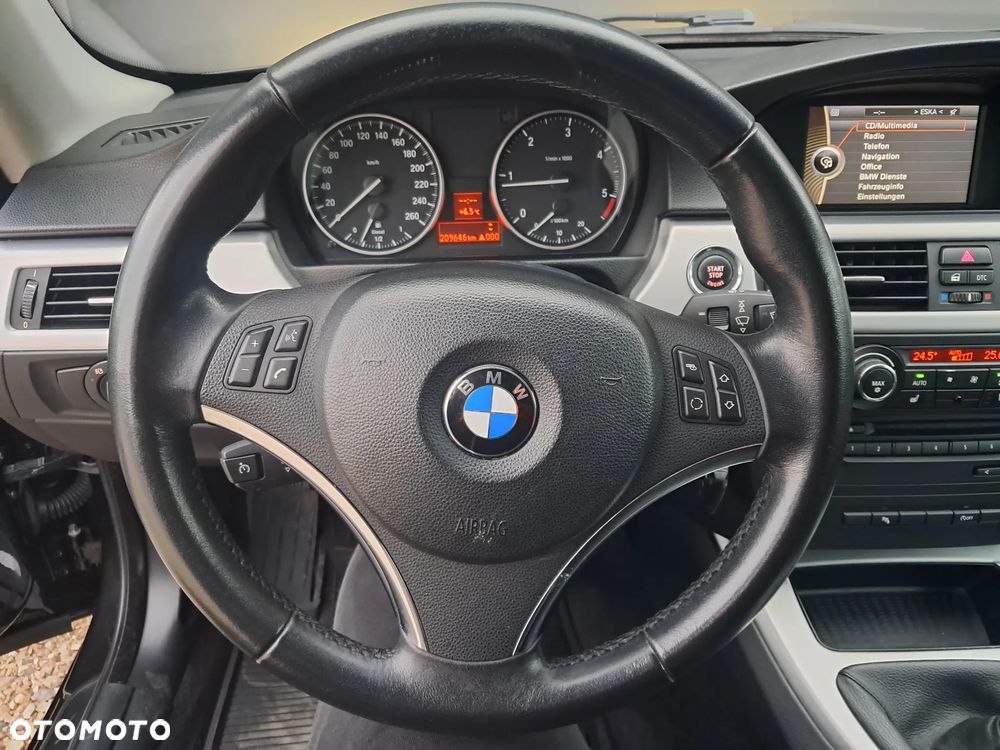 BMW Seria 3 - 15