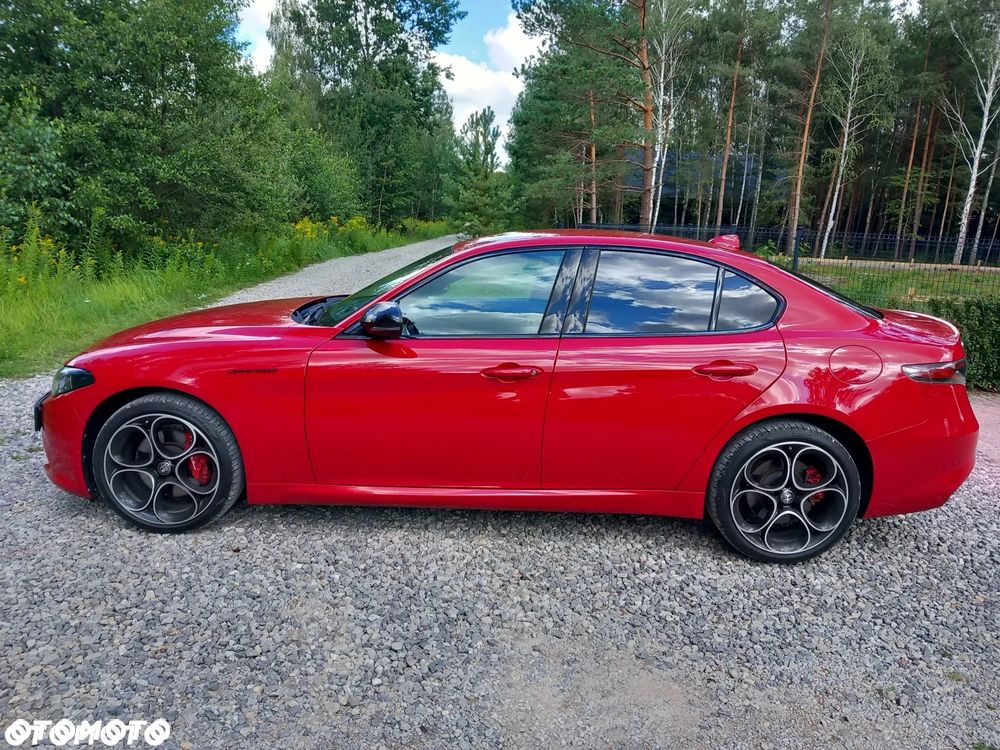 Alfa Romeo Giulia 2.0 Turbo Competizione Q4 - 5