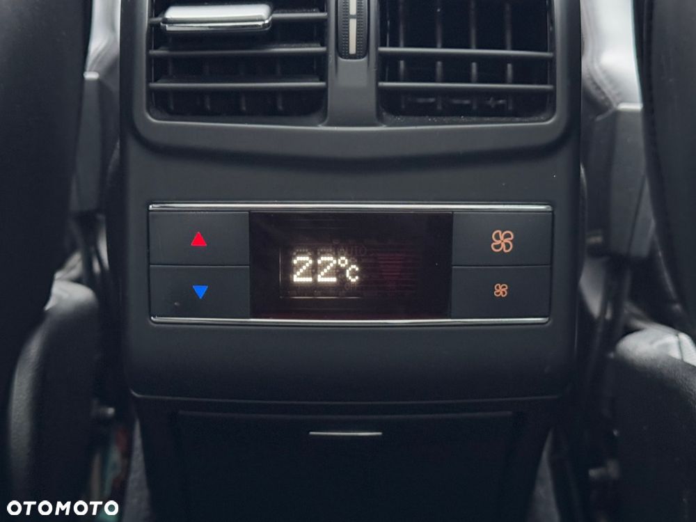 Mercedes-Benz Klasa E 63 AMG AMG Speedshift 7G-MCT - 20