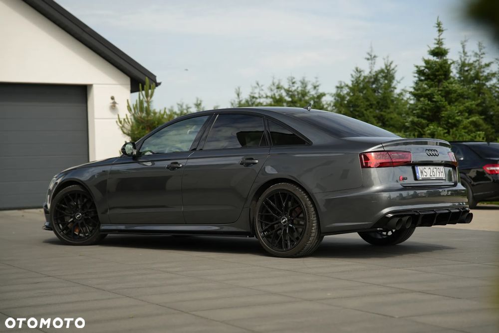 Audi S6 Limousine - 4