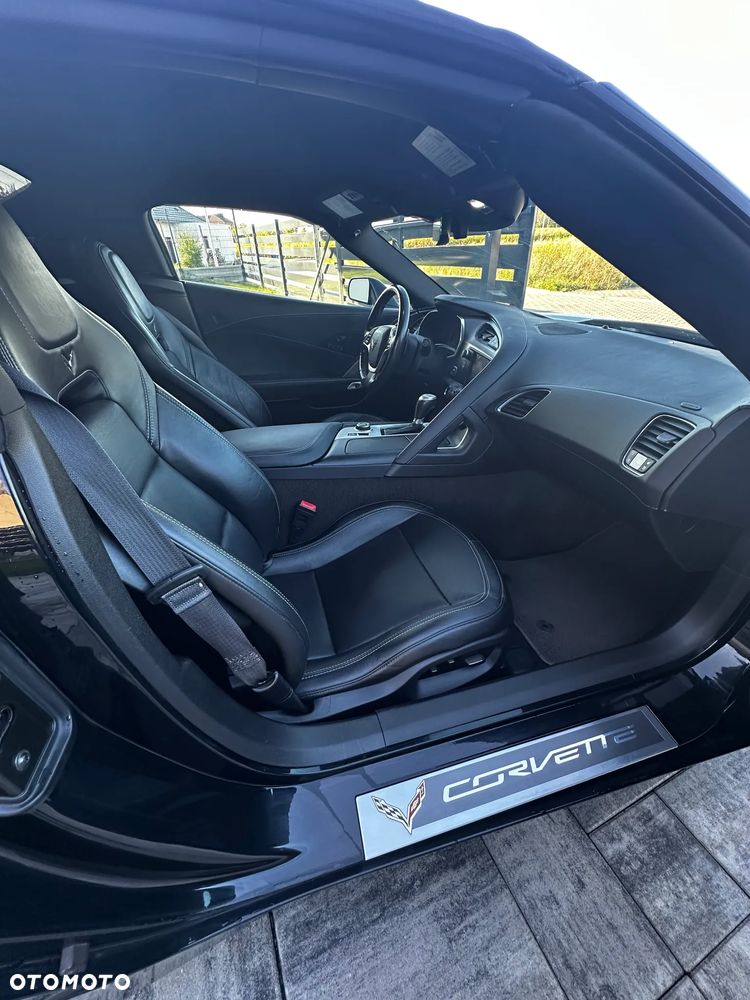 Chevrolet Corvette - 11