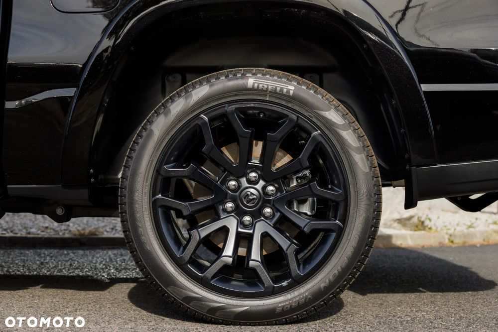 RAM 1500 5.7 Crew Cab Limited - 10
