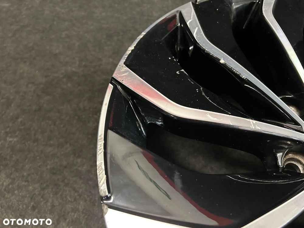 Alufelga VW Golf 8 17 cali 5x112 1szt. 5H0601025D - 5