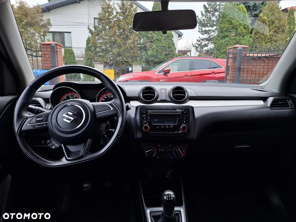 Suzuki Swift 1.2 Dualjet Hybrid Allgrip Comfort - 16