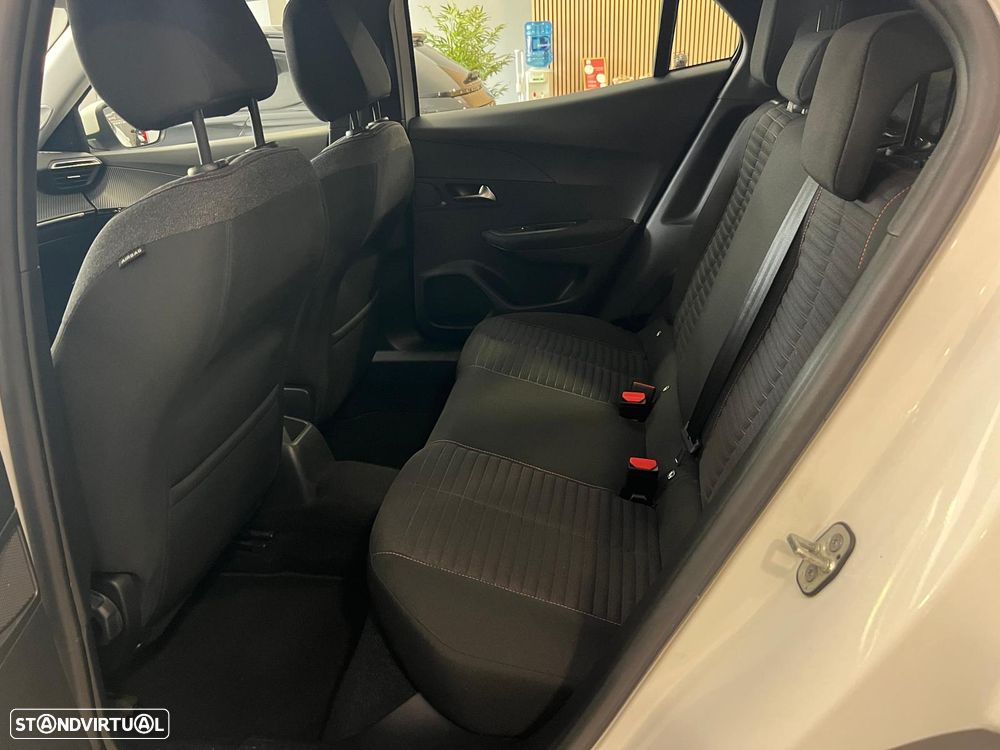 Peugeot 2008 1.2 PureTech Active Pack - 18