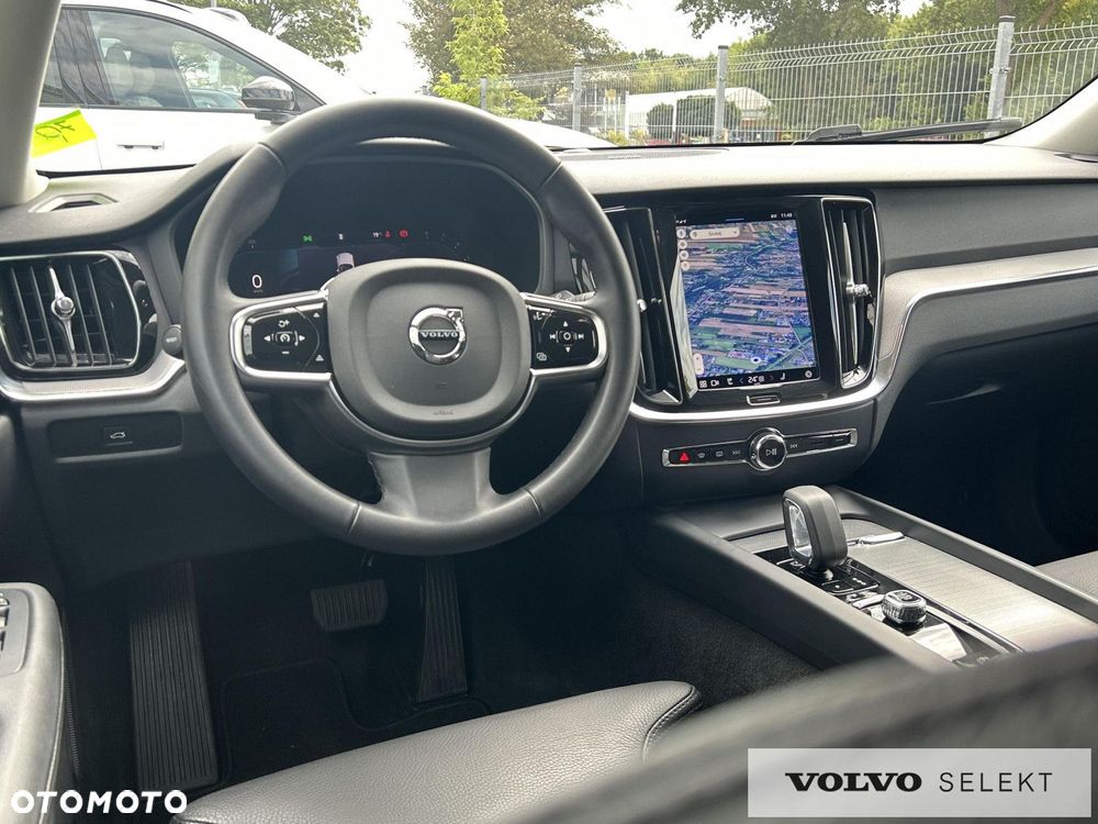 Volvo V60 Cross Country - 15