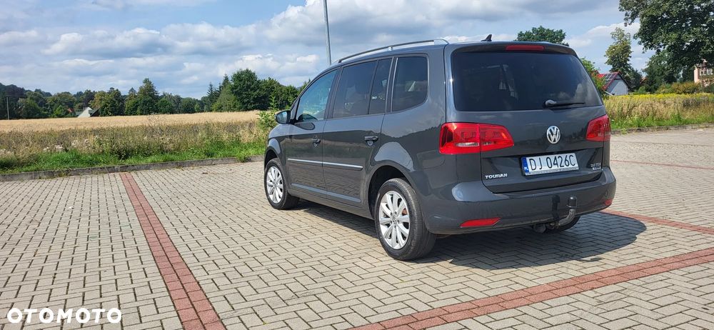Volkswagen Touran 2.0 TDI DPF BlueMotion Technology Comfortline - 14