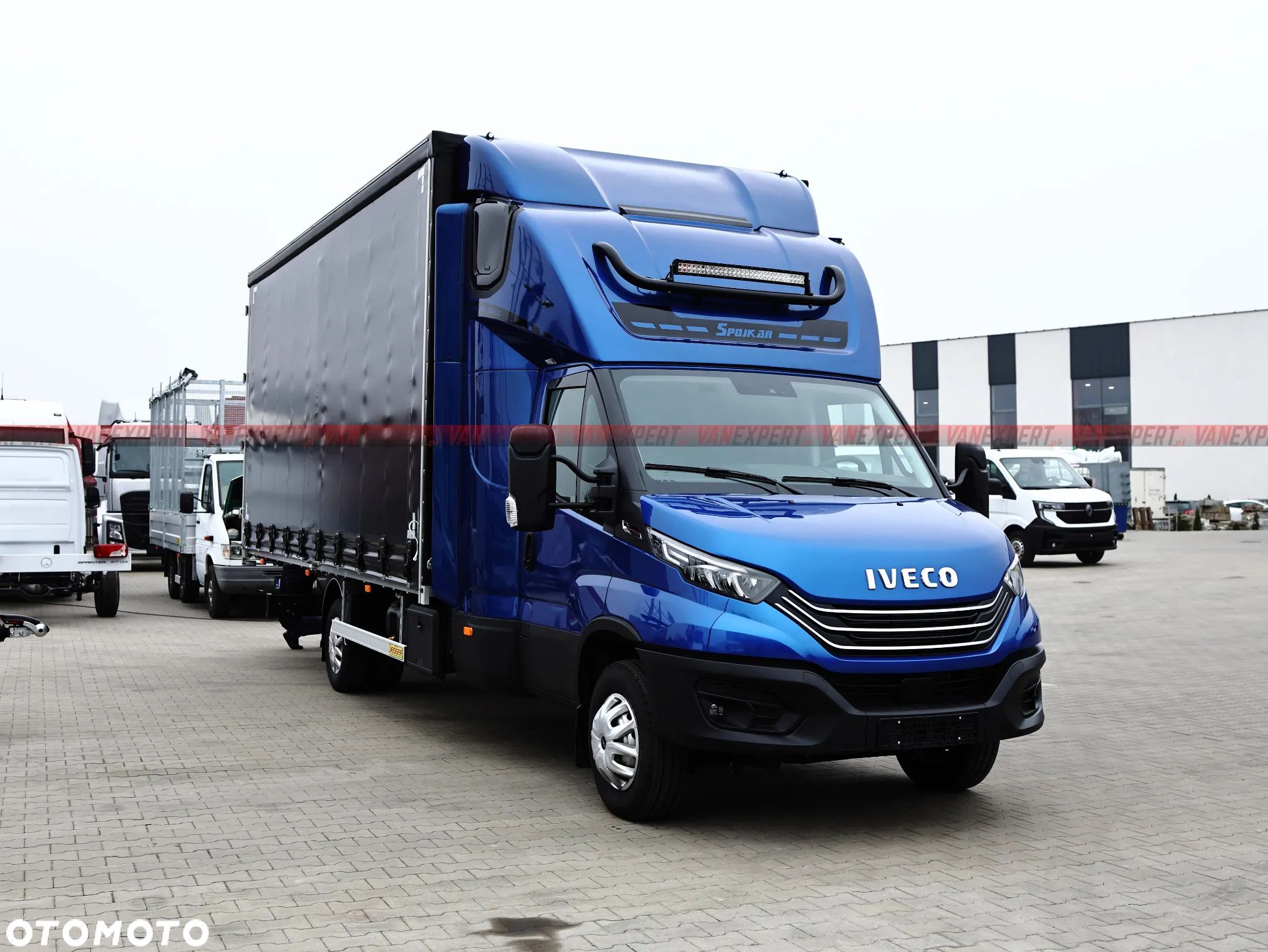 Iveco 70C A8 - MIĘDZYNARODÓWKA MAX - 1