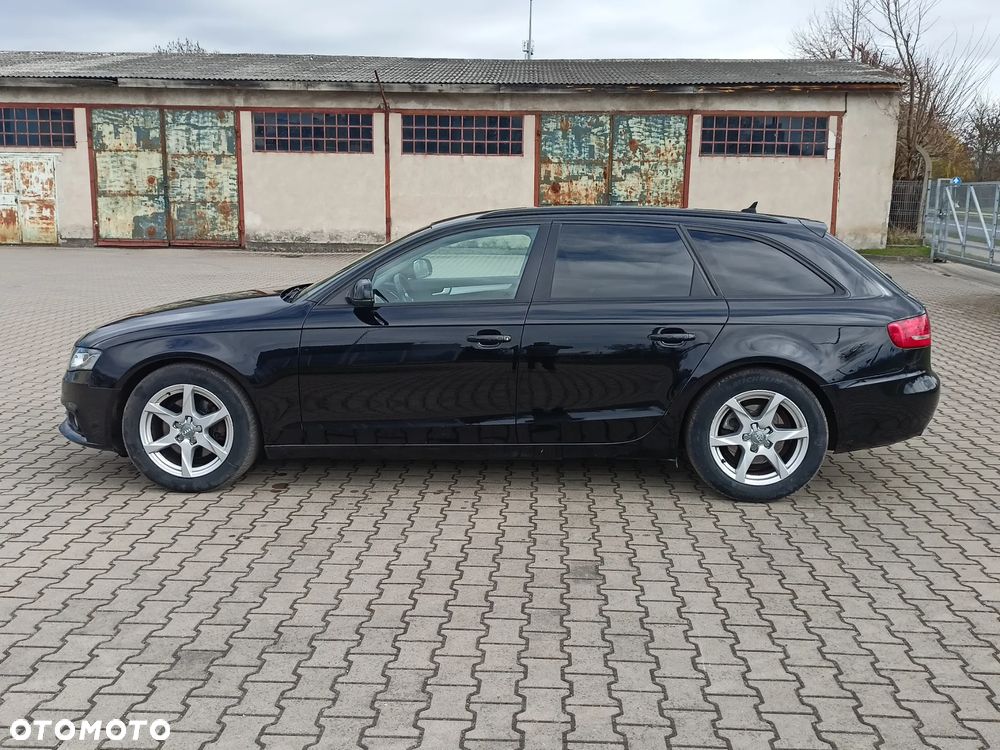 Audi A4 Avant 2.0 TDI Limited Edition - 5