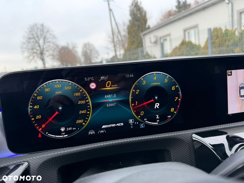 Mercedes-Benz CLA - 28